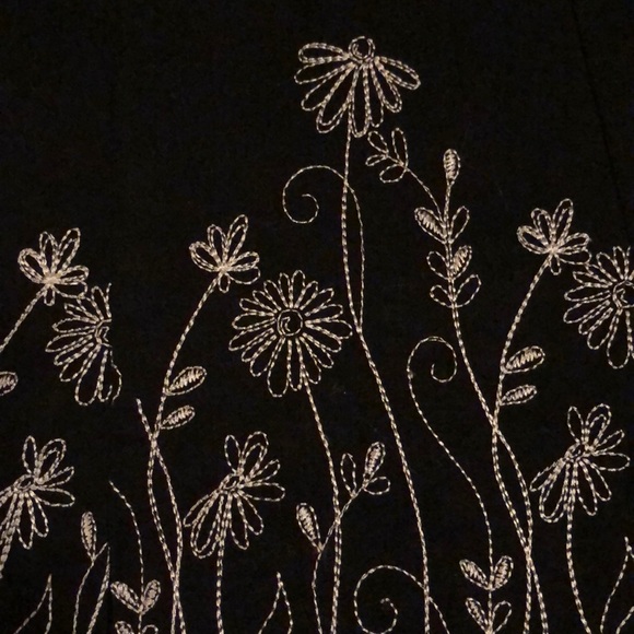 COPY - Beautifully Embroidered Lined Skirt - Picture 3 of 7